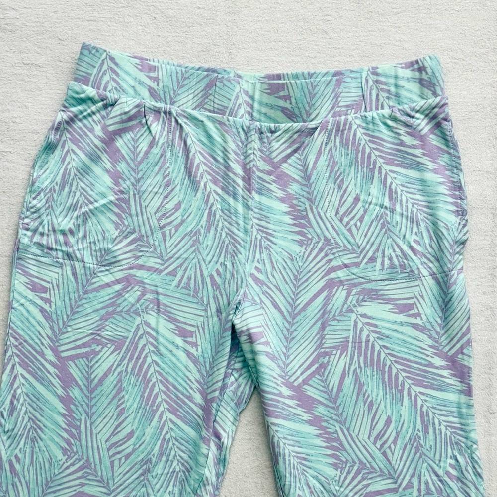 Lightweight Tropical Leaf Lounge Joggers with Pockets Size M - Picture 3 of 7